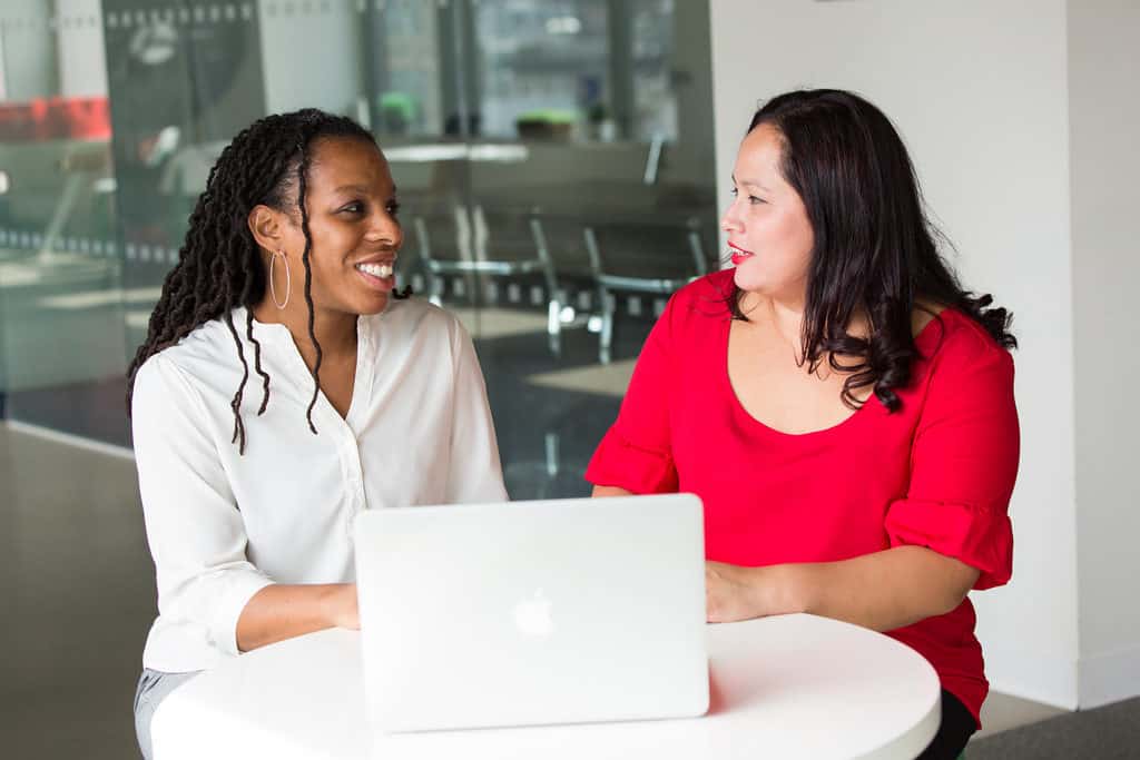 cleaning-business-talking-to-employee