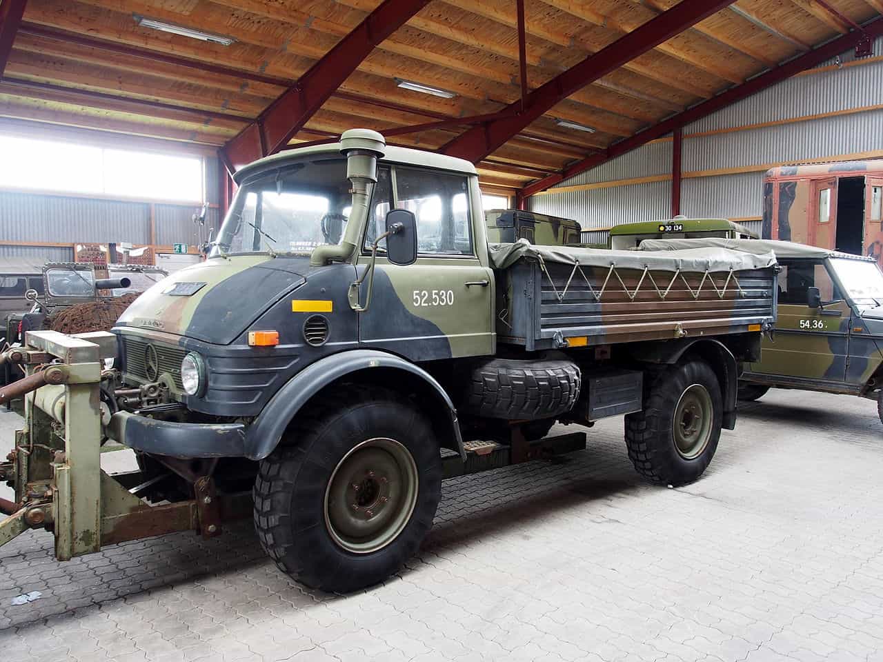 commercial-snow-plowing-military