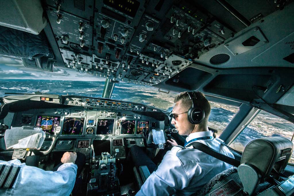 Commercial-Pilot-Seat